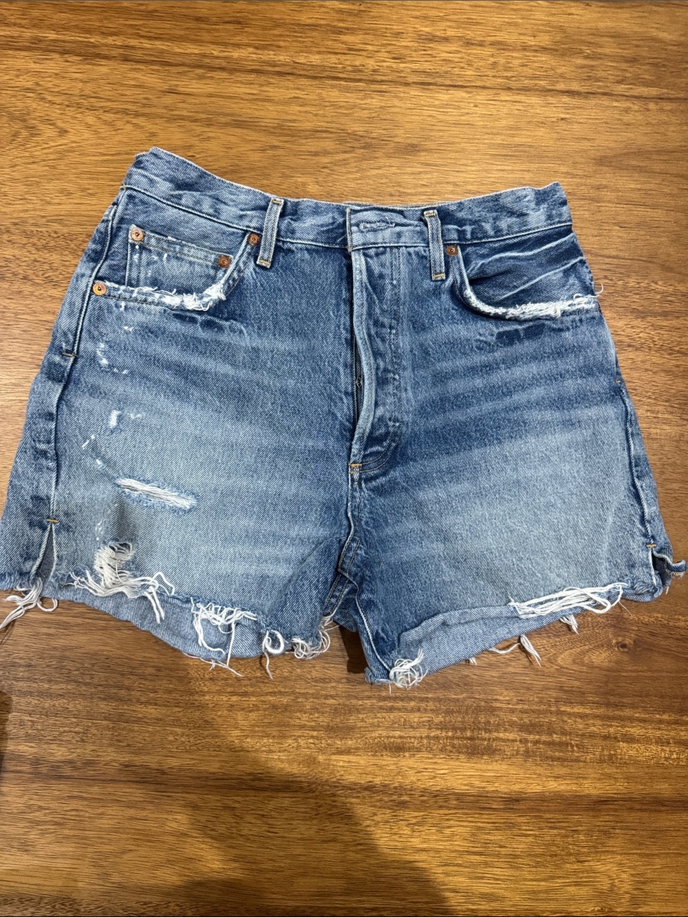 AGOLDE Distressed High-Waist Denim Shorts - Blue